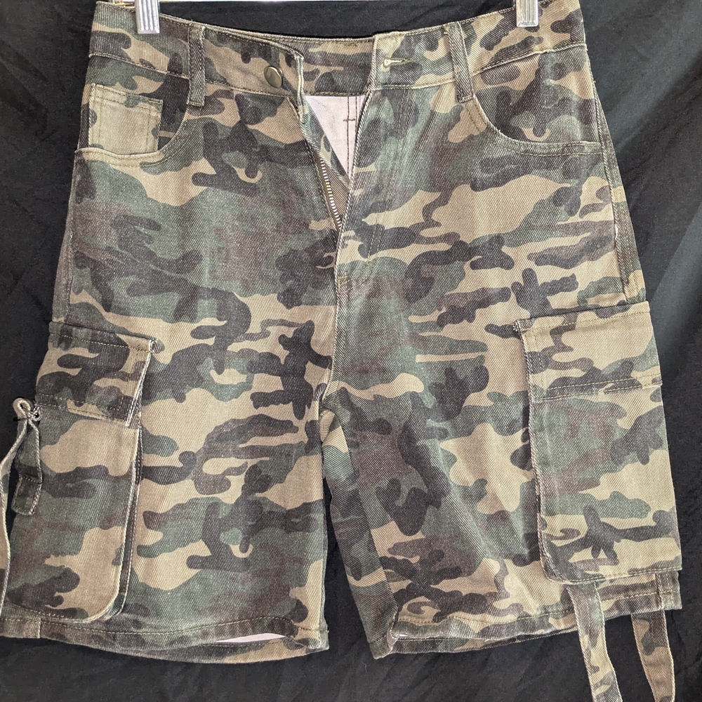 Camouflage Cargo Shorts
